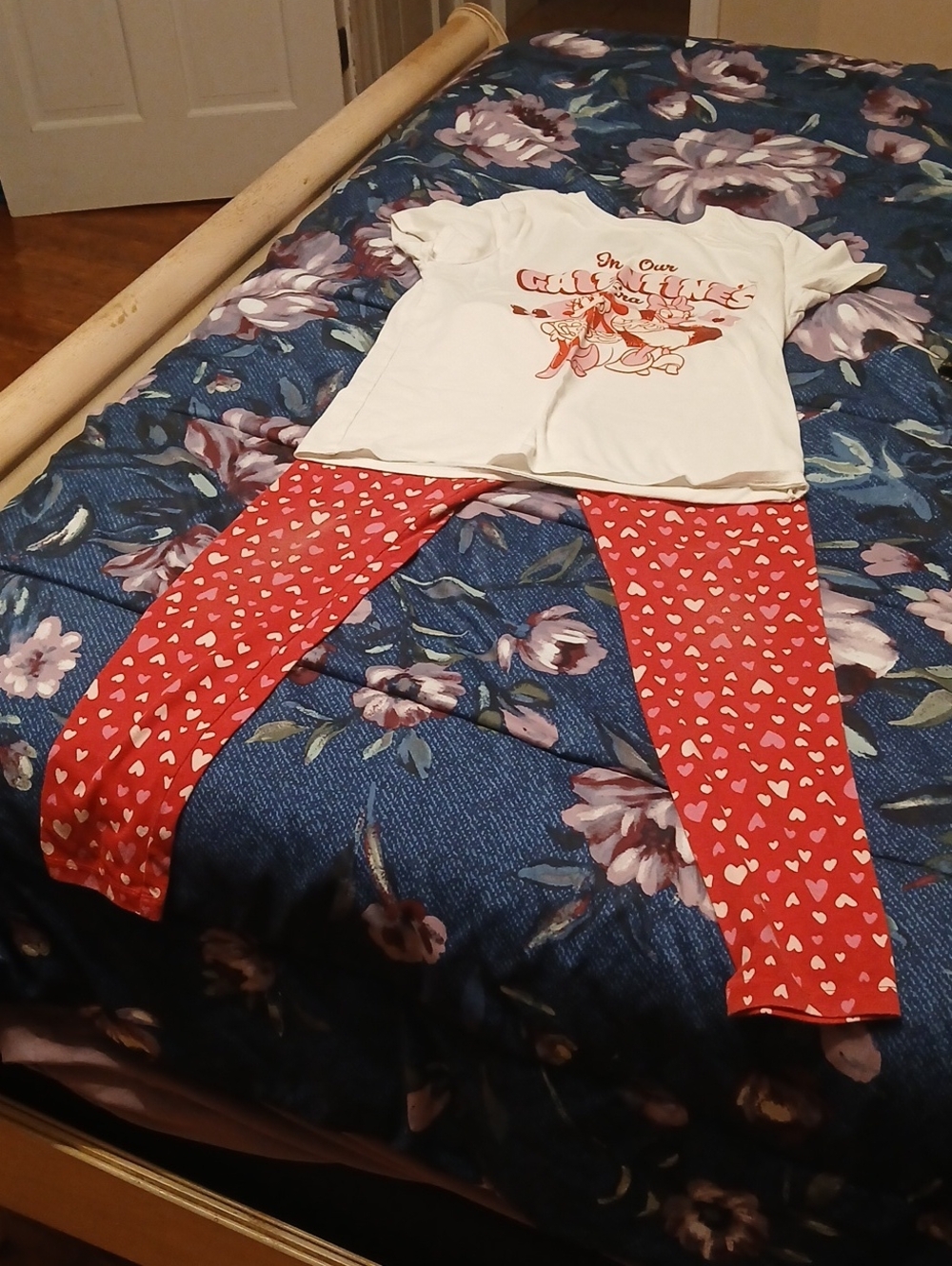 Girls Galentines/Valentines Era Day Outfit
